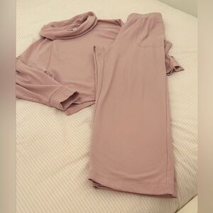 Old Navy Soft Pink Apparel L/S fits like a medium